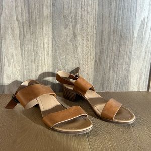 City Classified brown sandals
